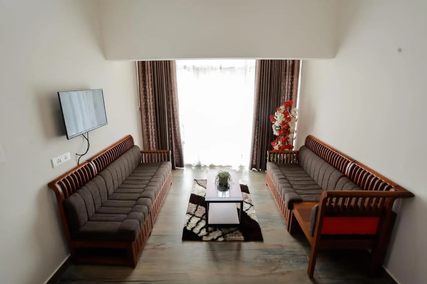 Peachberry Two Bedroom Villa Vagamon